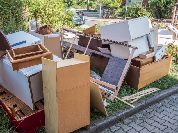 Best Basement Cleanout Services  in Iola, KS